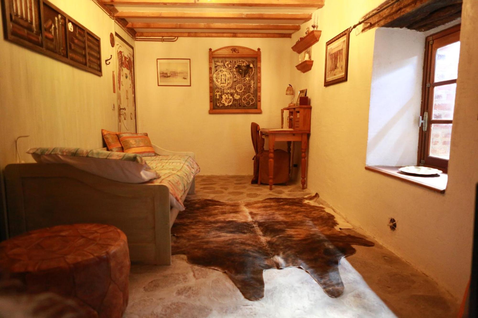 Chambre Steampunk Jules Vernes Bosbonparent Экстерьер фото